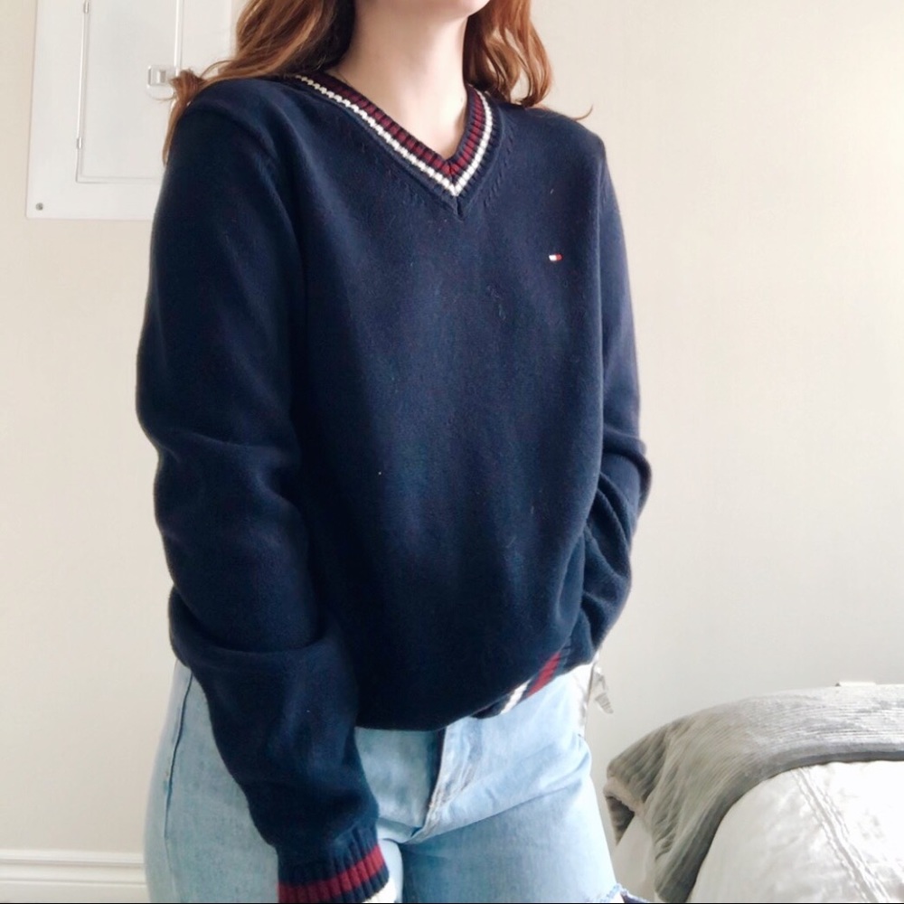 TOMMY HILFIGER KNIT SWEATER